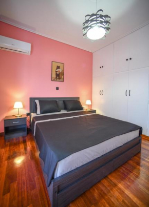 Modern apartment by Athens' center